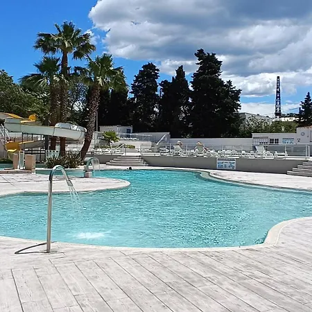 Mobil 4 Pers Ombrage Climatise Marvilla Parc Parque de Campismo *