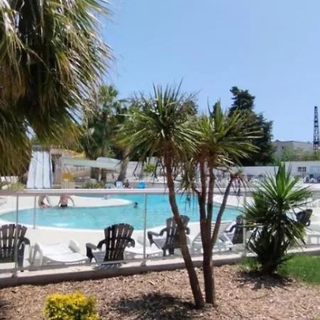 Mobil 4 Pers Ombrage Climatise Marvilla Parc Kemping