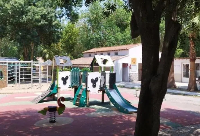 Mobil 4 Pers Ombrage Climatise Marvilla Parc *