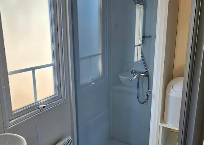 Mobil 4 Pers Ombrage Climatise Marvilla Parc